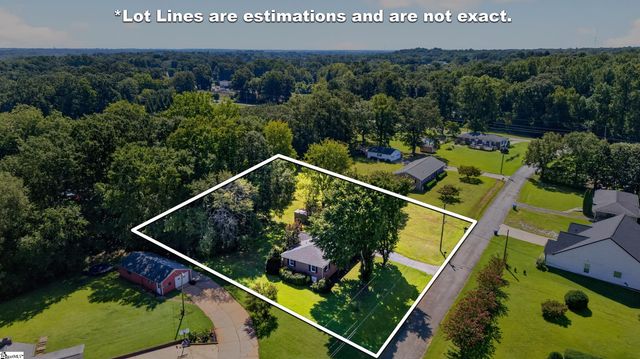 136 James Avenue, Spartanburg, SC 29385