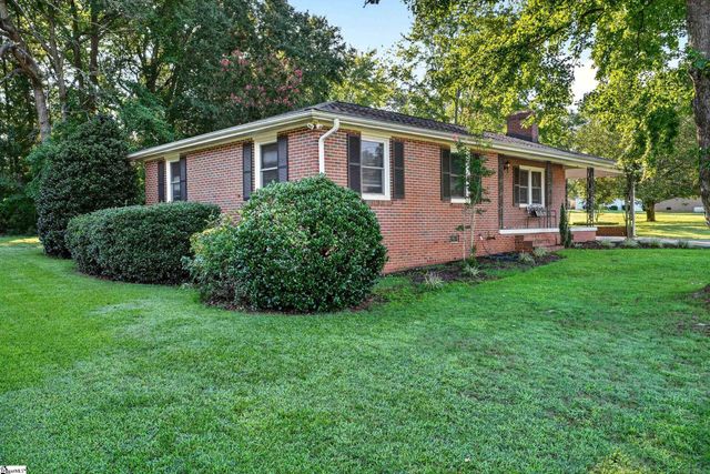 136 James Avenue, Spartanburg, SC 29385