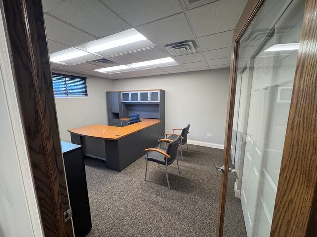 6500 W College Drive, Palos Heights, IL 60463