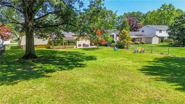 26915 Adele Lane, Olmsted Twp, OH 44138