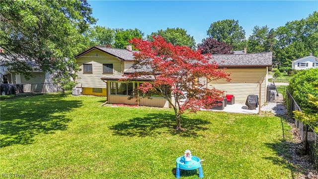 26915 Adele Lane, Olmsted Twp, OH 44138