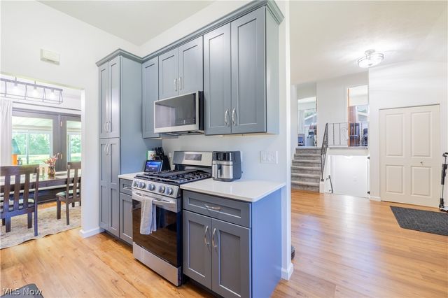 26915 Adele Lane, Olmsted Twp, OH 44138