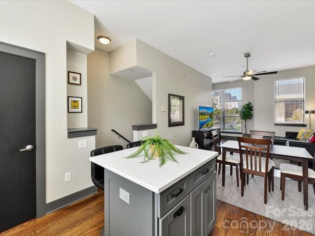 420 N Mcdowell Street, Charlotte, NC 28204