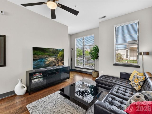 420 N Mcdowell Street, Charlotte, NC 28204