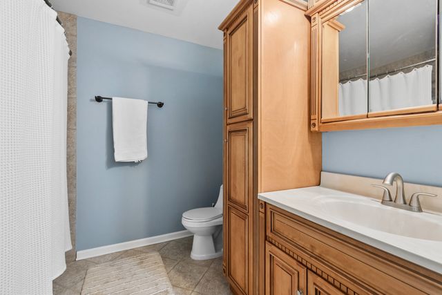 205 Parkview Drive, Wauconda, IL 60084