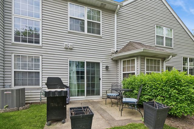 205 Parkview Drive, Wauconda, IL 60084
