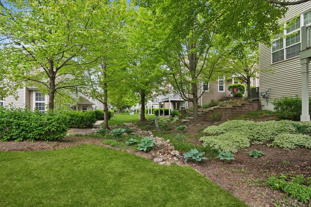 205 Parkview Drive, Wauconda, IL 60084