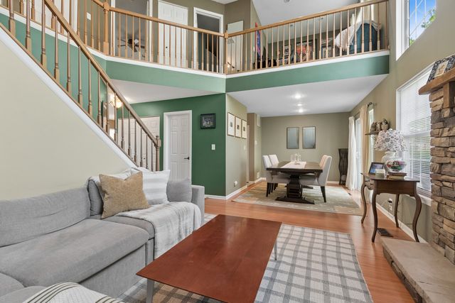205 Parkview Drive, Wauconda, IL 60084