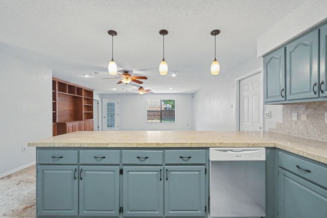 109 Oak Shores Drive, Niceville, FL 32578