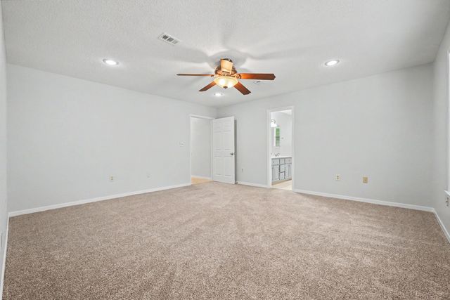 109 Oak Shores Drive, Niceville, FL 32578