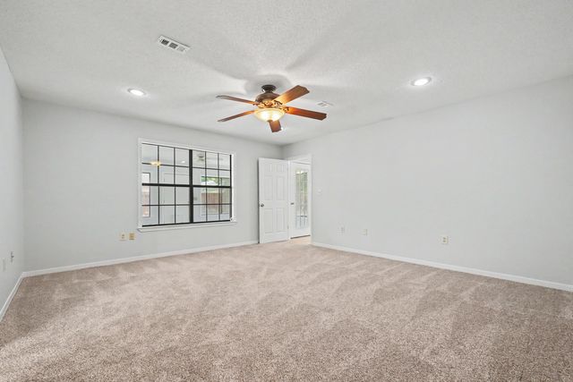 109 Oak Shores Drive, Niceville, FL 32578