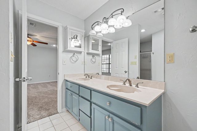 109 Oak Shores Drive, Niceville, FL 32578