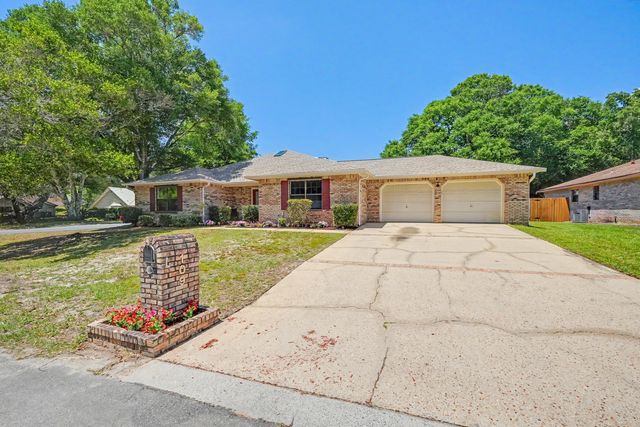 109 Oak Shores Drive, Niceville, FL 32578
