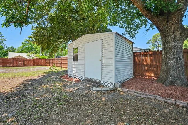 109 Oak Shores Drive, Niceville, FL 32578