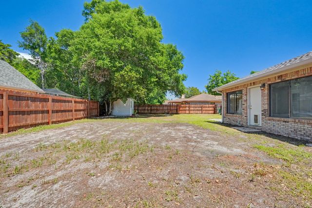 109 Oak Shores Drive, Niceville, FL 32578