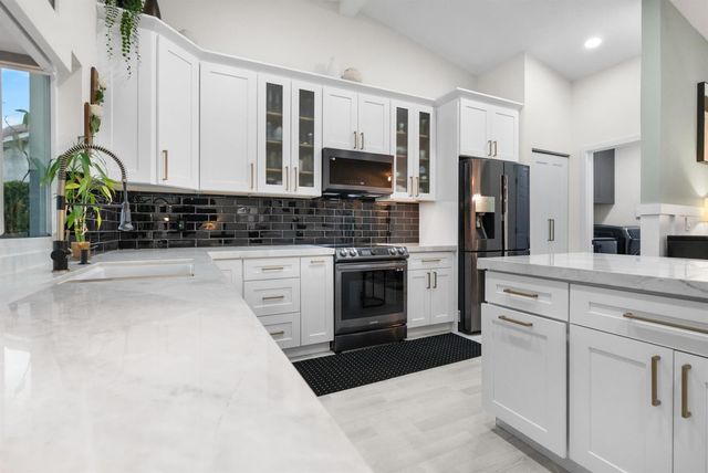 5145 NW 99TH Way, Coral Springs, FL 33076