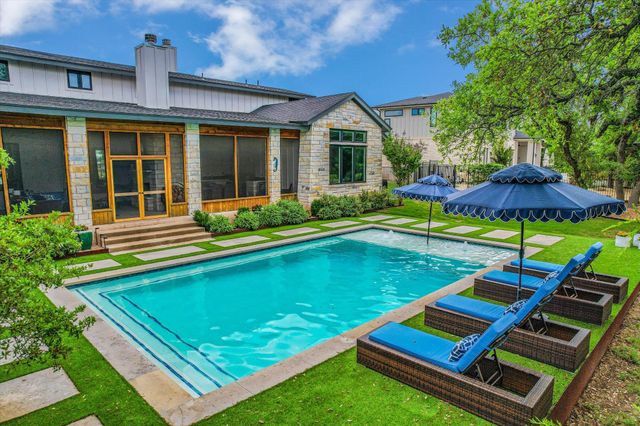 1379 Bunker Ranch BLVD, Dripping Springs, TX 78620