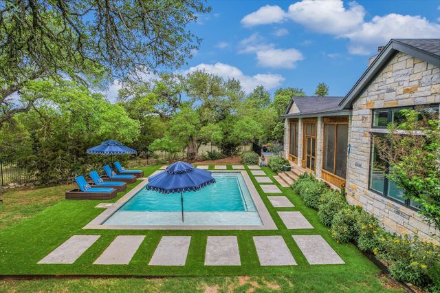 1379 Bunker Ranch BLVD, Dripping Springs, TX 78620