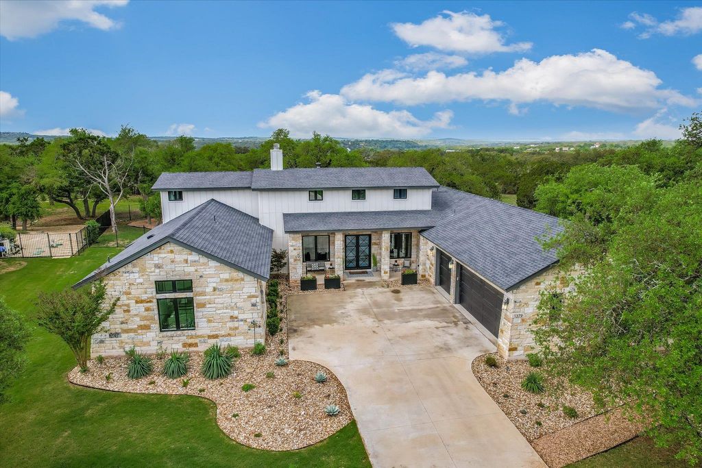 1379 Bunker Ranch BLVD, Dripping Springs, TX 78620