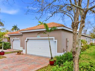 2920 E Aragon 3, Sunrise, FL 33313