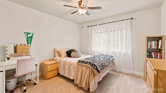6706 Elaine Avenue SE, Auburn, WA 98092
