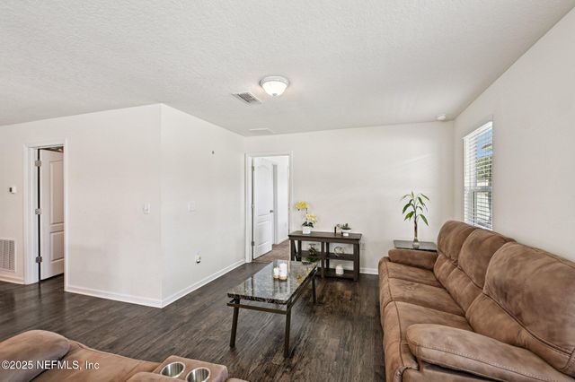 4430 WARM SPRINGS Way, Middleburg, FL 32068