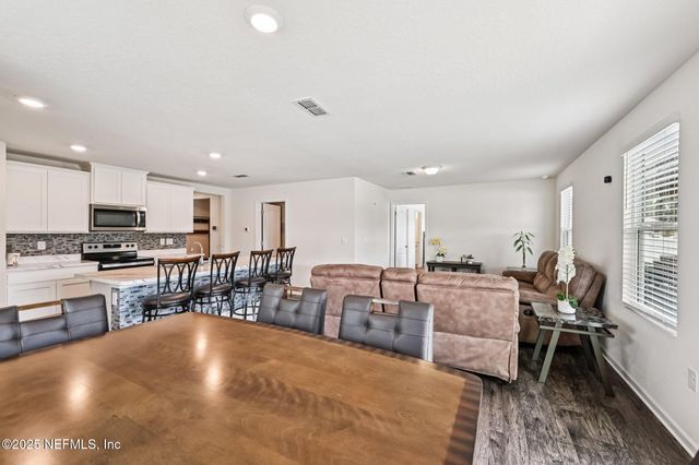 4430 WARM SPRINGS Way, Middleburg, FL 32068
