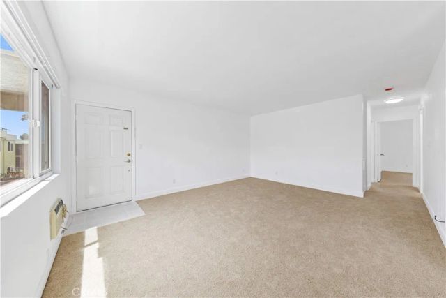 6602 Beadnell Way 22, San Diego, CA 92117