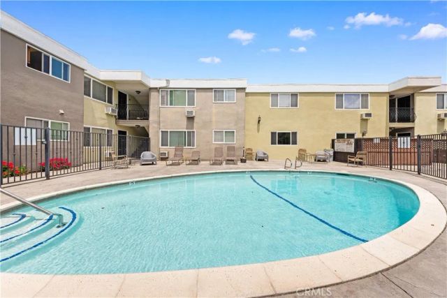 6602 Beadnell Way 22, San Diego, CA 92117