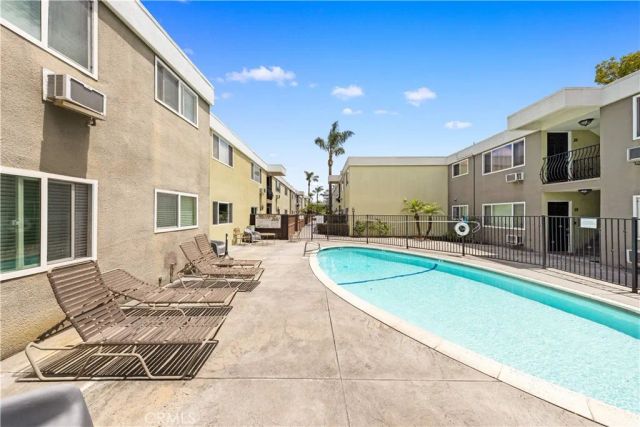 6602 Beadnell Way 22, San Diego, CA 92117