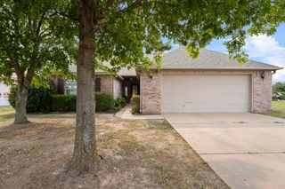 1000 Poplar, Grove, OK 74344