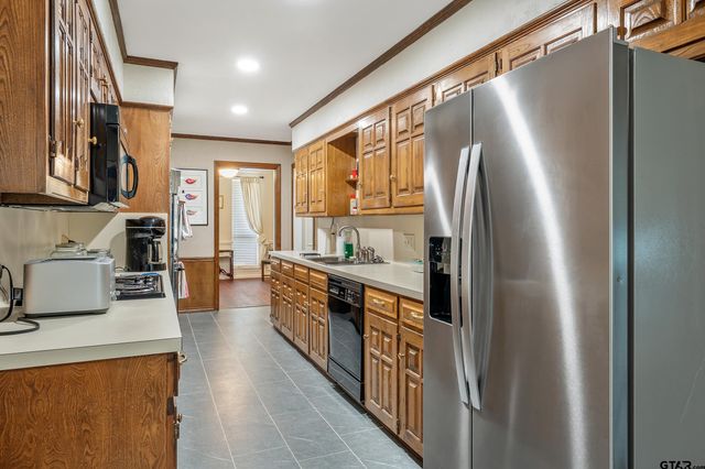 4913 Pine Knoll, Tyler, TX 75703