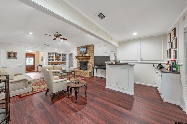 4913 Pine Knoll, Tyler, TX 75703