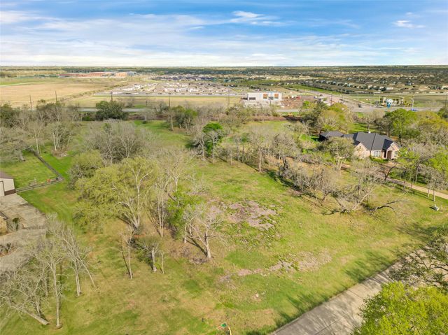 222 Star Lake Dr, Missouri City, TX 77459