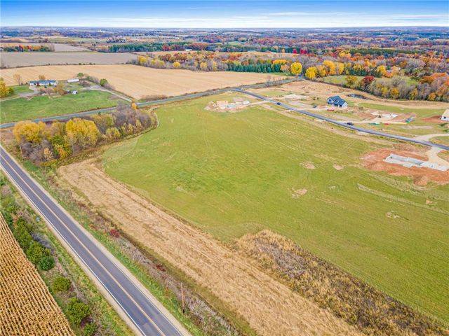 390 Candy Lane, River Falls, WI 54022