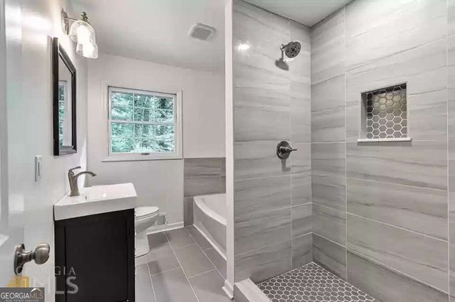 599 Holly Drive, Gainesville, GA 30501