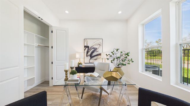 2419 Harrington Street, Houston, TX 77026