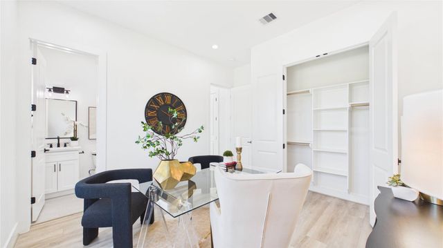 2419 Harrington Street, Houston, TX 77026