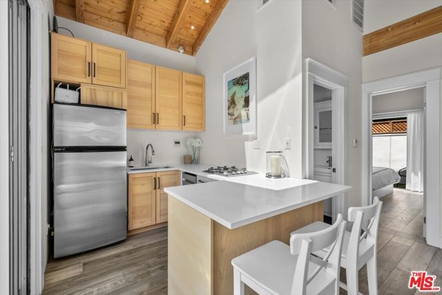 7719 Norton Avenue, West Hollywood, CA 90046