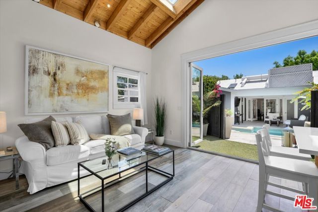 7719 Norton Avenue, West Hollywood, CA 90046