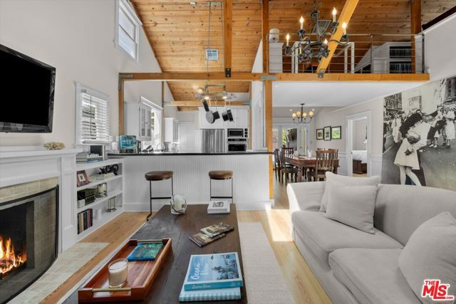 7719 Norton Avenue, West Hollywood, CA 90046