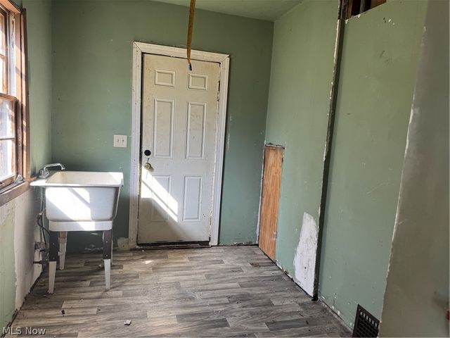 26958 Schady Road, Olmsted Twp, OH 44138