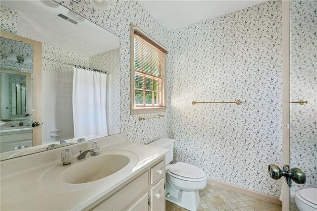 5895 Greenbrier Road, Atlanta, GA 30328