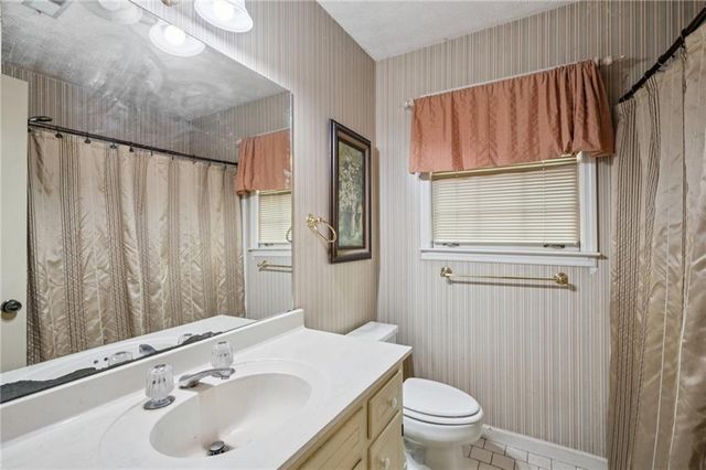 5895 Greenbrier Road, Atlanta, GA 30328