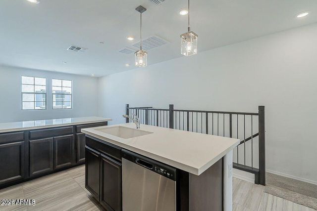 2669 S PEPPERTREE Drive 106, Gilbert, AZ 85295