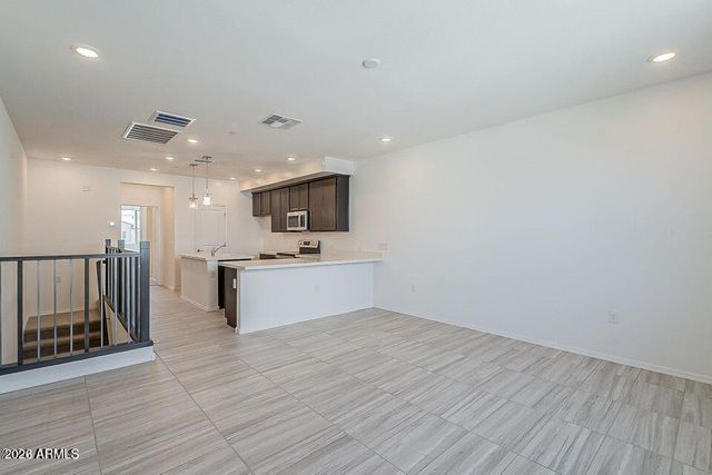 2669 S PEPPERTREE Drive 106, Gilbert, AZ 85295