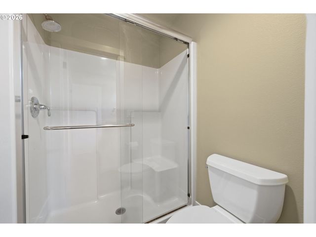 1930 STERLING PARK Pl, Eugene, OR 97408