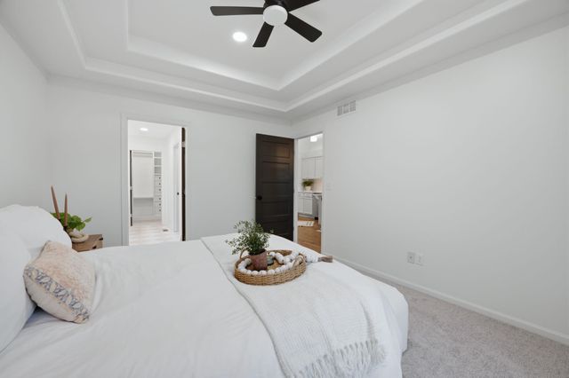 2639 N Woodridge, Wichita, KS 67226