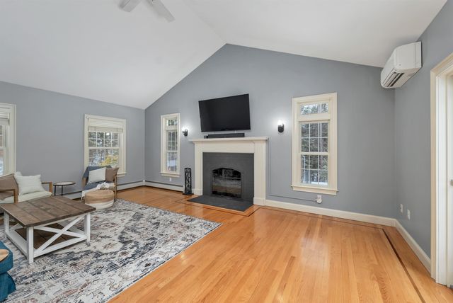 37 Allen Road, Bow, NH 03304