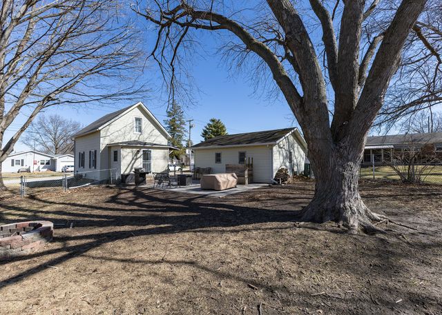 516 W Wells Street, Geneseo, IL 61254